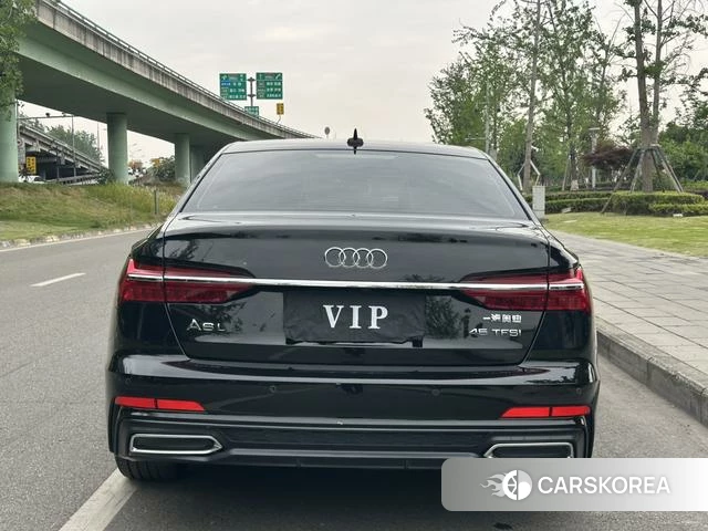 Audi A6L 2021 Черный из Китая, фото 2