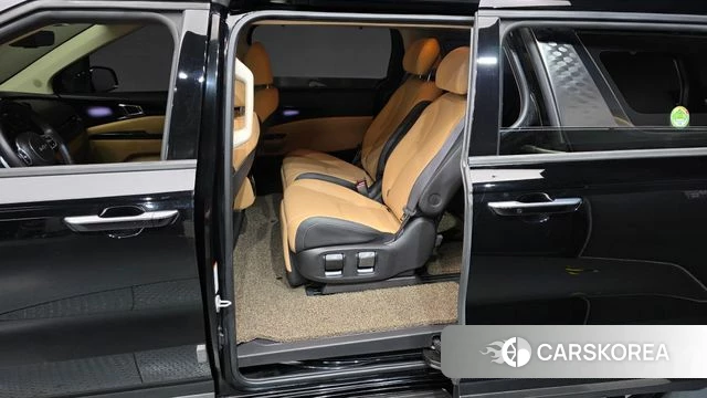 Kia Carnival 4th generation 2023 Черный из Кореи, фото 2