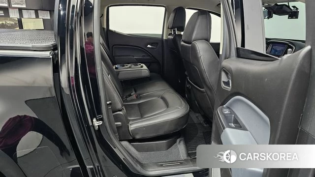 Chevrolet (GM Daewoo) Real New Colorado 2021 Черный из Кореи, фото 2