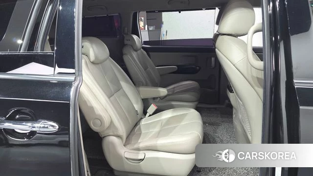 Kia The New Carnival 2019 Черный из Кореи, фото 2