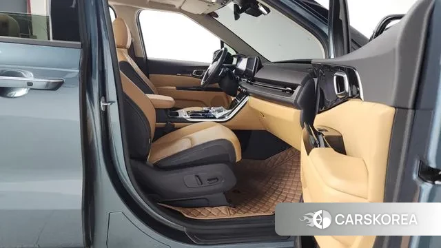 Kia Carnival 4th generation 2023 Небесно-голубой из Кореи, фото 2