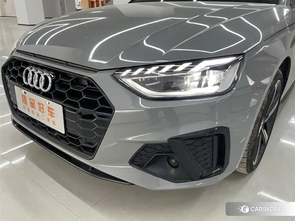 Audi A4L 2025 Silver/gray из Китая, фото 2