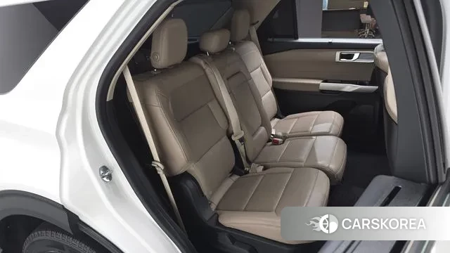 Ford Explorer 6th Generation 2020 Белый из Кореи, фото 2