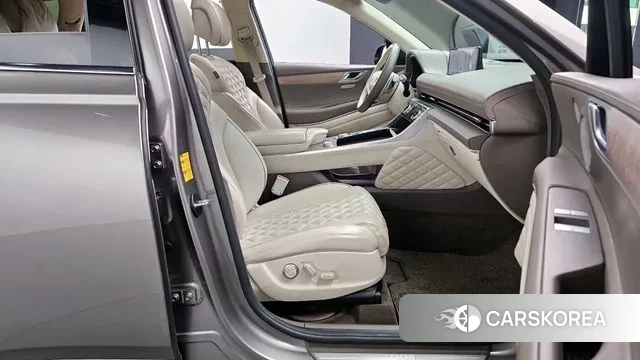 Genesis GV80 2020 Песочный из Кореи, фото 2