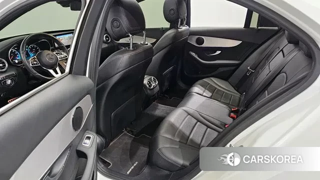 Mercedes-Benz C-Class W205 2021 Белый из Кореи, фото 2