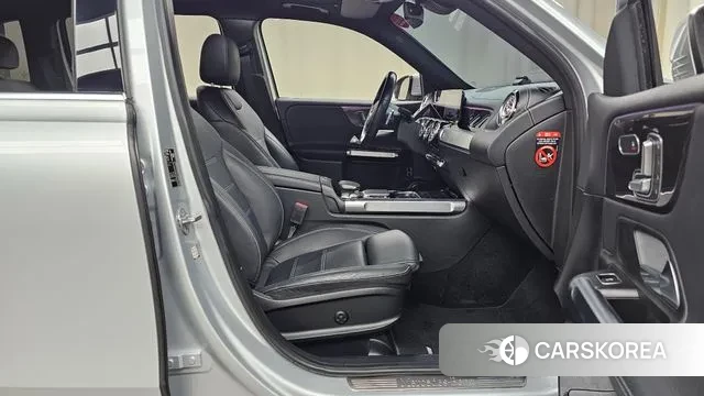 Mercedes-Benz GLB-Class X247 2021 Серебристо-серый из Кореи, фото 2