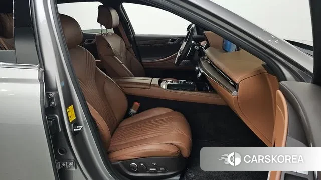 Genesis G80 (RG3) 2023 Серебряный из Кореи, фото 2