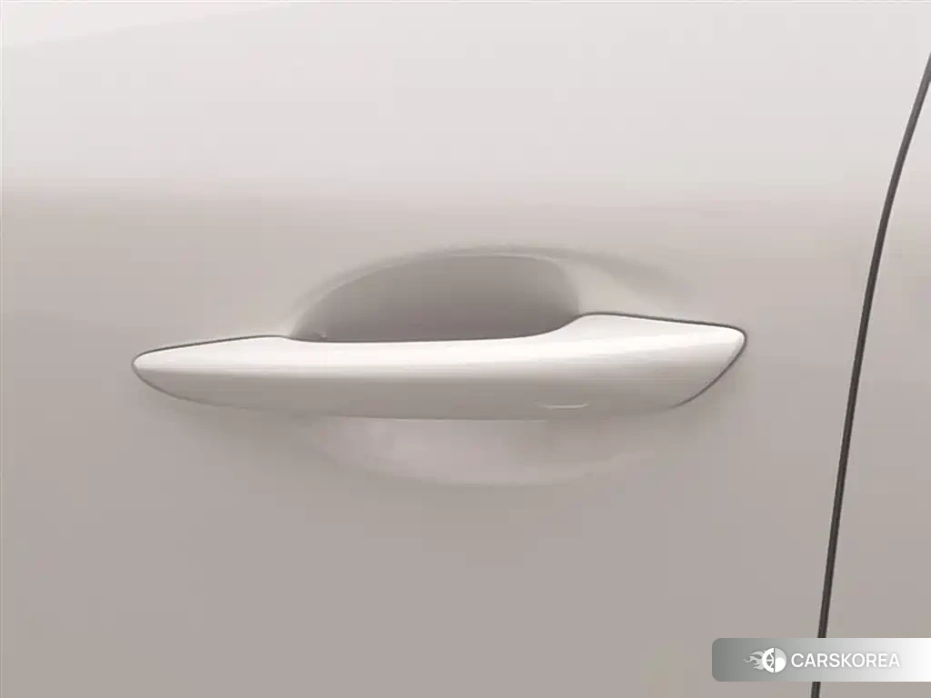 Mazda 3 2023 Белый из Китая, фото 2