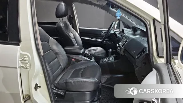 Ssangyong Korando Turismo 2018 Белый из Кореи, фото 2