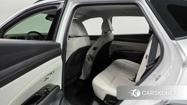 Hyundai The New Tucson (NX4) 2024 Белый из Кореи, фото 2