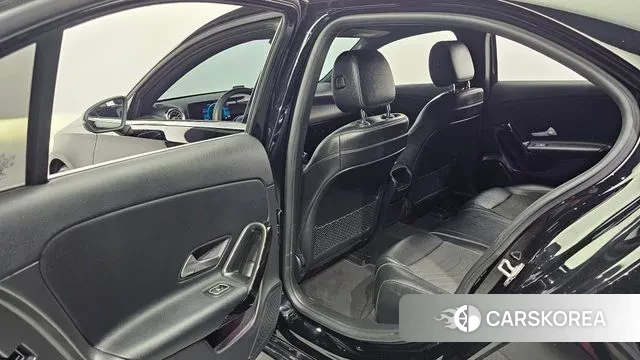 Mercedes-Benz A-Class W177 2020 Черный из Кореи, фото 2