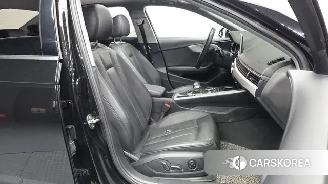 Audi A4 (B9) 2018 Черный из Кореи, фото 2