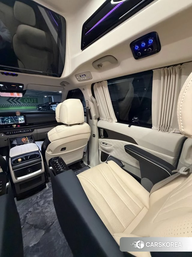 Kia The New Carnival 4th Generation 2025 Белый из Кореи, фото 2