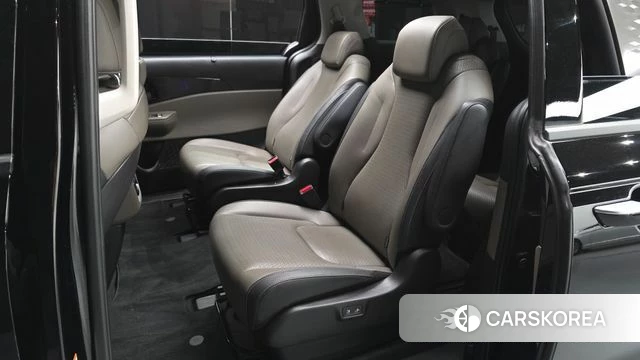 Kia The New Carnival 4th Generation 2024 Черный из Кореи, фото 2