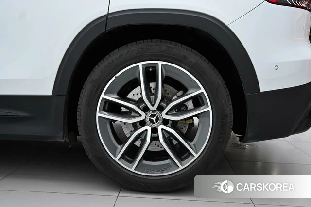 Mercedes-Benz GLB AMG 2023 Белый из Китая, фото 2