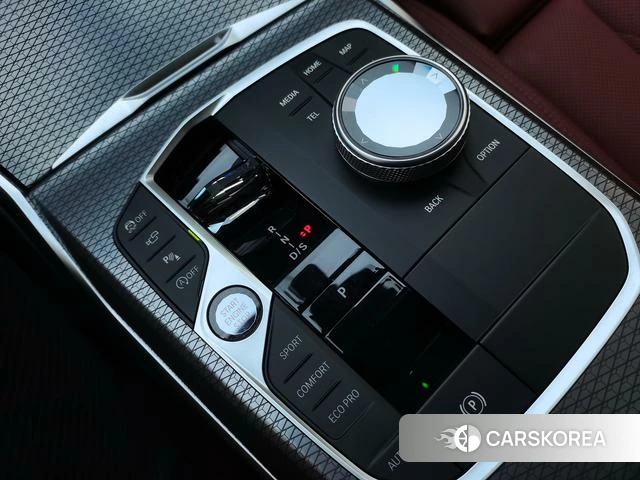 BMW 3 series 2025 Белый из Китая, фото 2