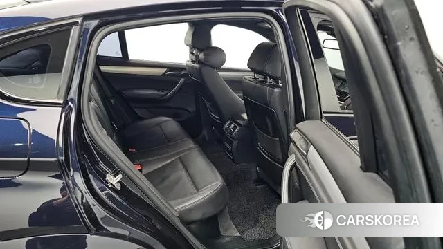 BMW X4 (F26) 2018 Черный из Кореи, фото 2