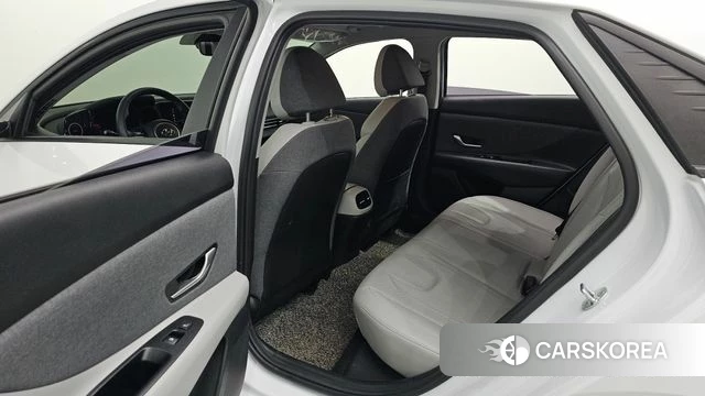 Hyundai Avante (CN7) 2023 Белый из Кореи, фото 2