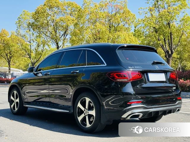 Mercedes-Benz GLC 2023 Черный из Китая, фото 2