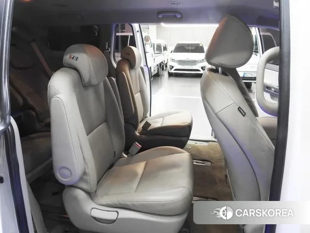 Kia The New Carnival 2018 Белый из Кореи, фото 2