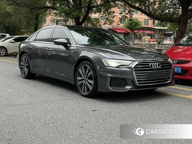 Audi A6L 2021 Темно-серый из Китая, фото 2