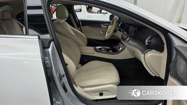 Mercedes-Benz CLS-Class C257 2019 Белый из Кореи, фото 2