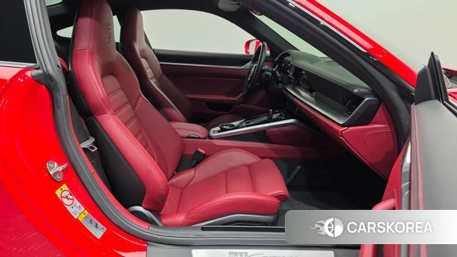 Porsche 911(992) 2024 Красный из Кореи, фото 2