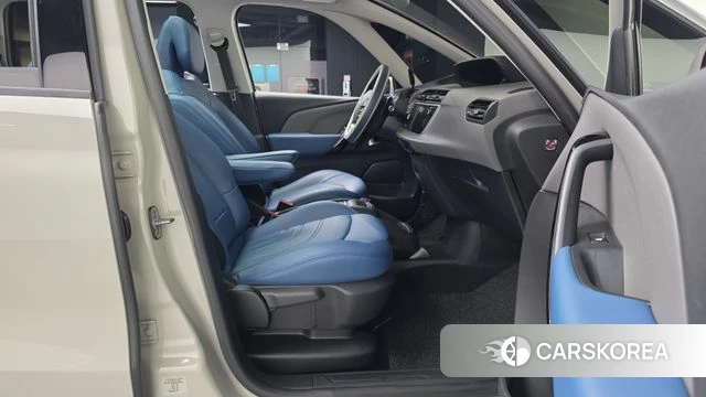 Citroen / DS Grand C4 Spacetourer 2019 Жемчужный цвет из Кореи, фото 2