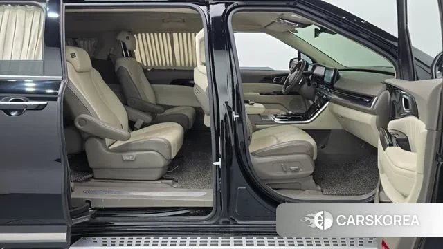 Kia Carnival 4th generation 2021 Черный из Кореи, фото 2