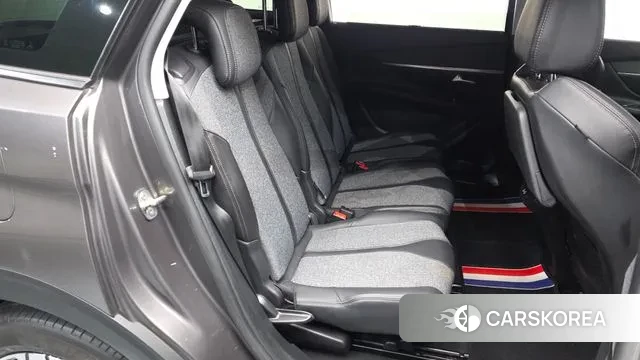 Peugeot 5008 second generation 2018 Серый из Кореи, фото 2