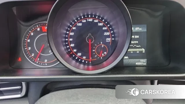 Hyundai Avante (CN7) 2021 Серебряный из Кореи, фото 2