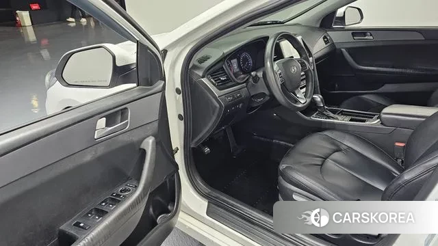 Hyundai Sonata New Rise 2018 Белый из Кореи, фото 2