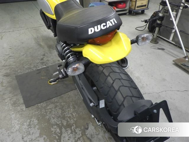 Проданный Ducati SCRAMBLER ICON 2015 из Японии, фото 3
