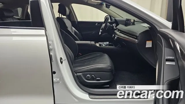 Genesis Electrified G80 (RG3) 2022 Белый из Кореи, фото 2