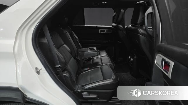 Ford Explorer 6th Generation 2019 Белый из Кореи, фото 2