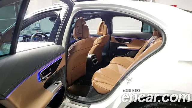 Mercedes-Benz E-Class W214 2024 Белый из Кореи, фото 2