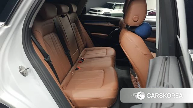 Audi Q5 (FY) 2022 Белый из Кореи, фото 2