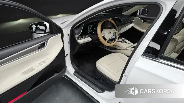 Hyundai The New Grandeur IG Hybrid 2021 Белый из Кореи, фото 2