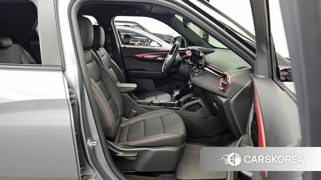 Chevrolet (GM Daewoo) The New Trail Blazer 2023 Серый из Кореи, фото 2