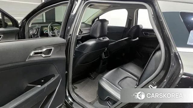 Kia Sportage 5th Generation Hybrid 2021 Черный из Кореи, фото 2