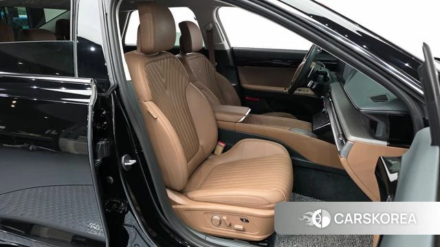 Hyundai Grandeur Hybrid (GN7) 2024 Черный из Кореи, фото 2