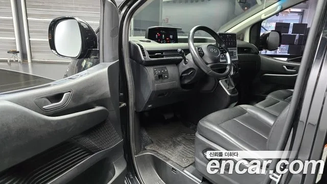 Hyundai Staria 2022 Черный из Кореи, фото 2