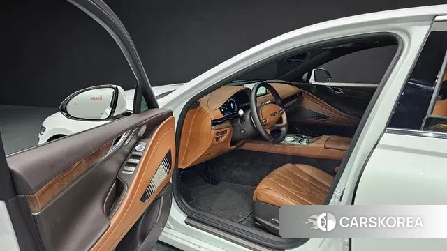 Genesis Electrified G80 (RG3) 2022 Белый из Кореи, фото 2