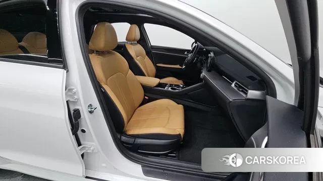 Kia K5 3rd generation 2022 Белый из Кореи, фото 2