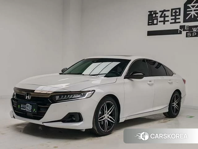 Honda Accord 2023 Белый из Китая, фото 2