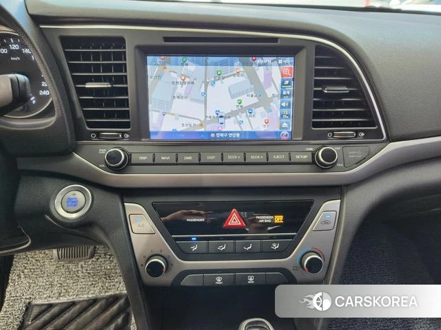 Hyundai Avante AD 2018 Белый из Кореи, фото 2
