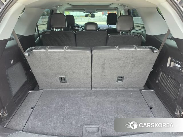 Ford Explorer 6th Generation 2021 Белый из Кореи, фото 2