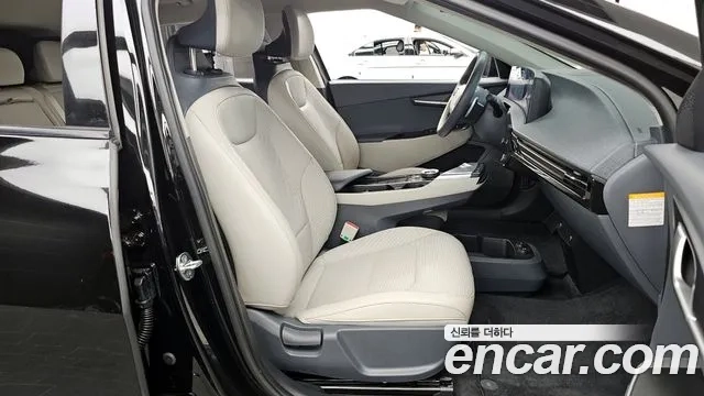 Kia EV6 2021 Черный из Кореи, фото 2