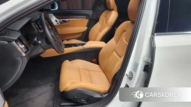 Volvo S90 2023 Белый из Кореи, фото 2