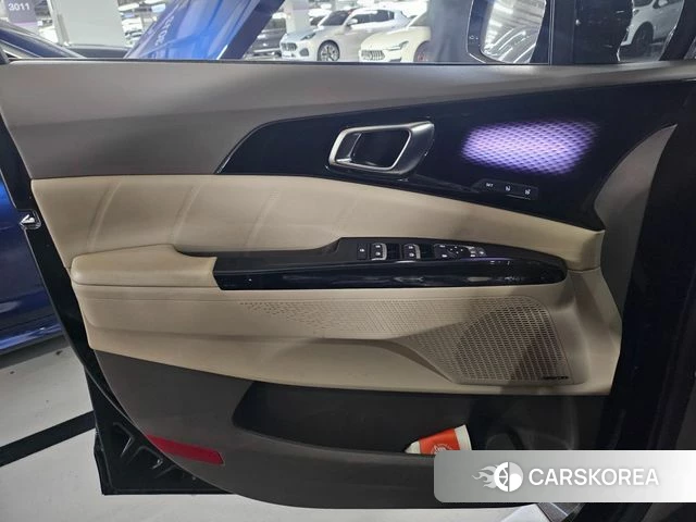 Kia Carnival 4th generation 2023 Черный из Кореи, фото 2